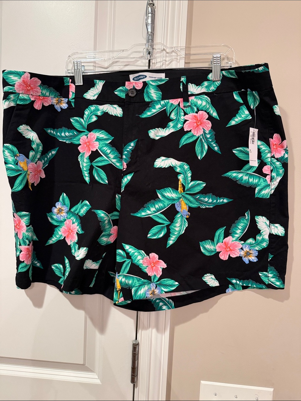 Old Navy Black Tropical Floral Bermuda Shorts
